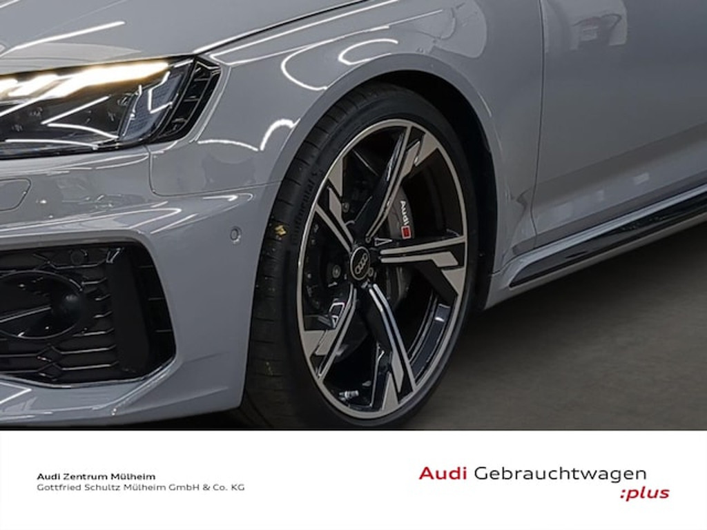 Audi RS4
