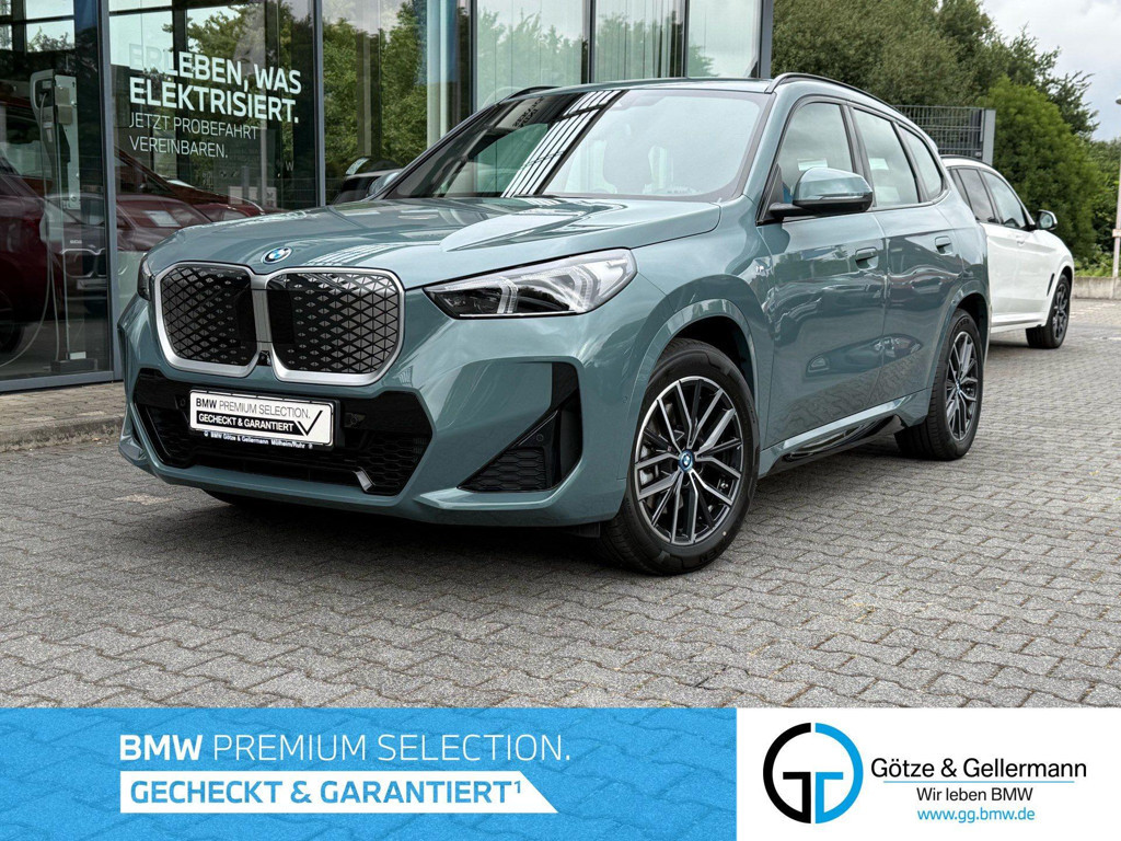 BMW iX1 xDrive30