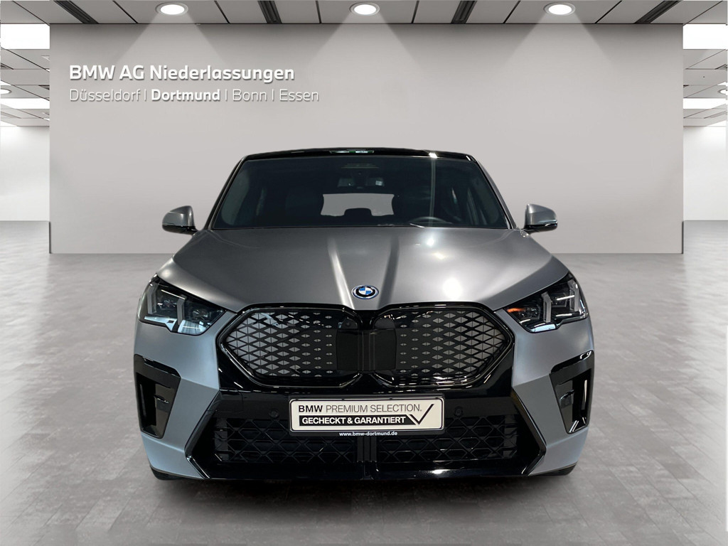 BMW iX2