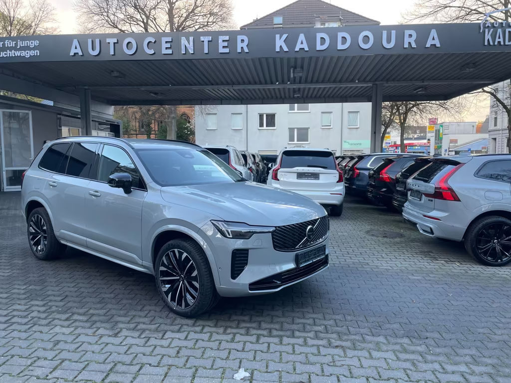 Volvo XC90 T8 Plus Dark