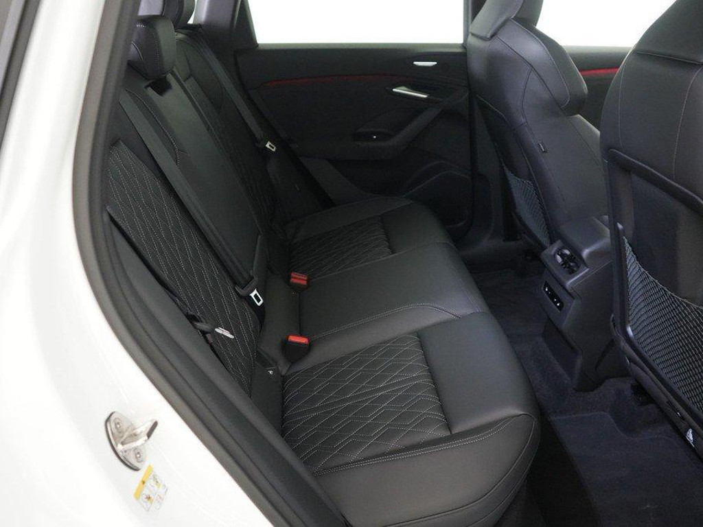Audi SQ6 e-tron