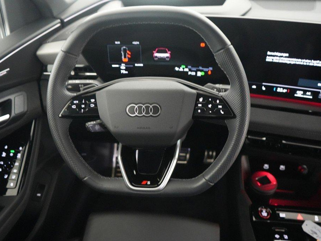 Audi SQ6 e-tron