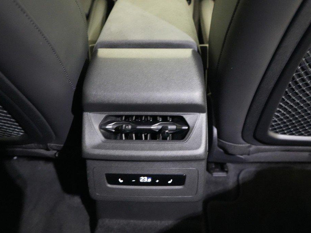 Audi SQ6 e-tron