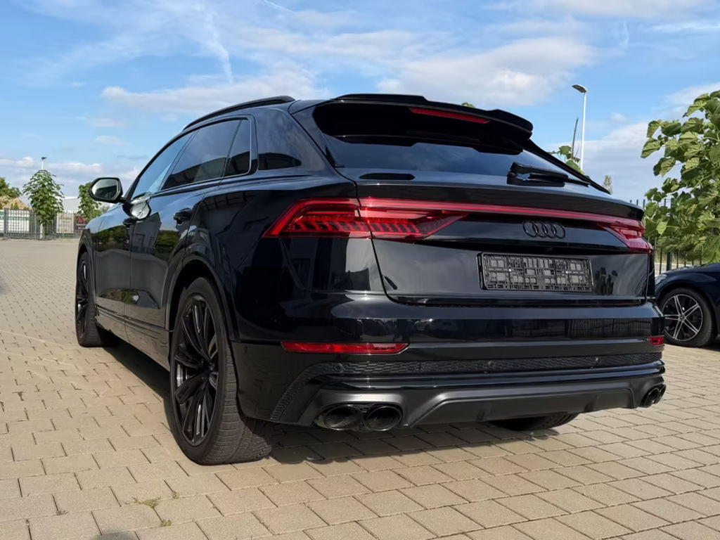 Audi SQ8