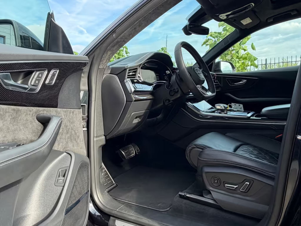 Audi SQ8