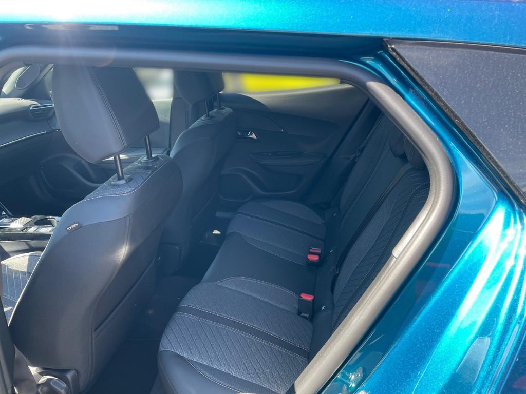 Peugeot e-2008