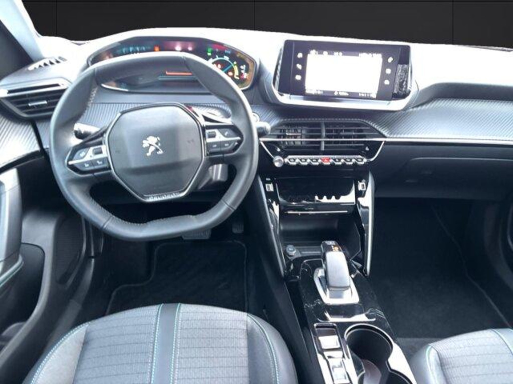 Peugeot e-2008