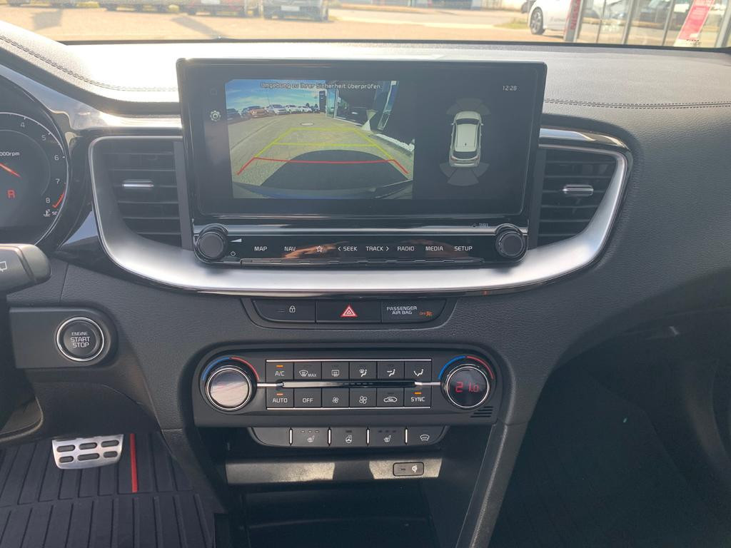 Kia ProCeed
