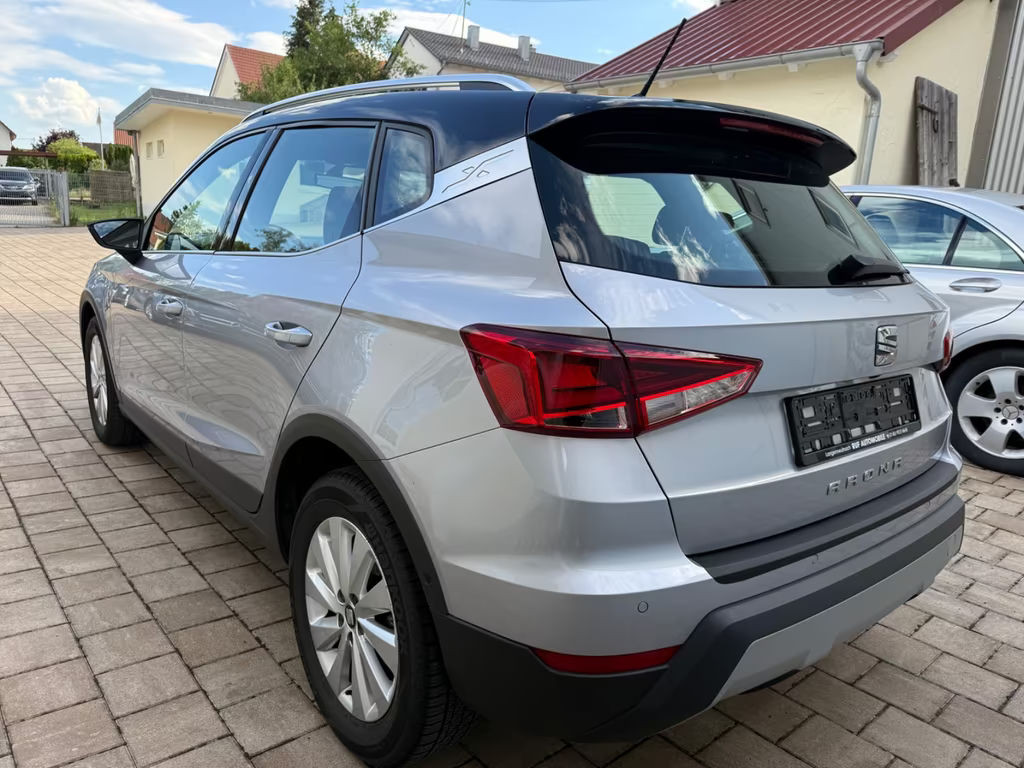 Seat Arona