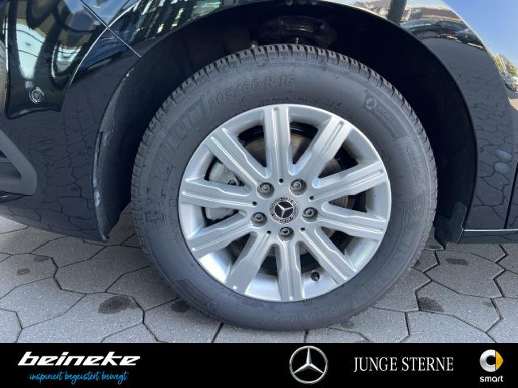Mercedes-Benz T 180