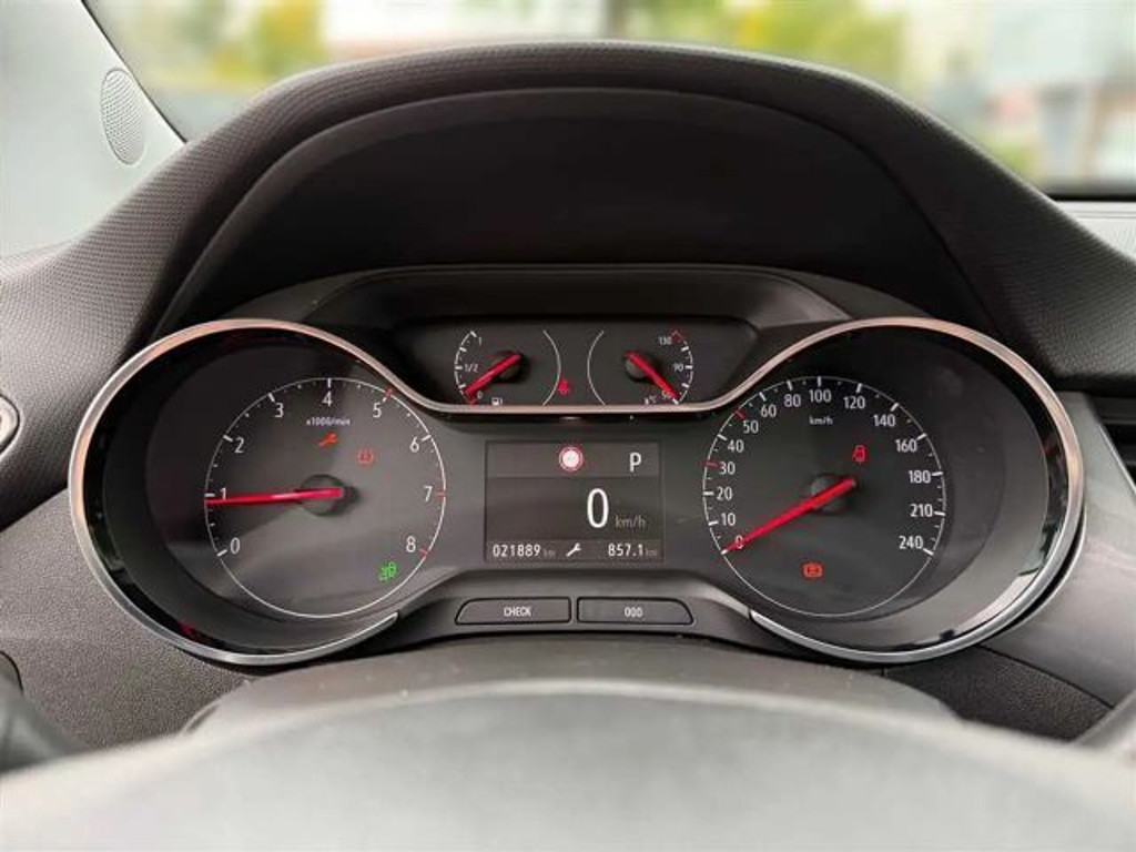 Opel Crossland X