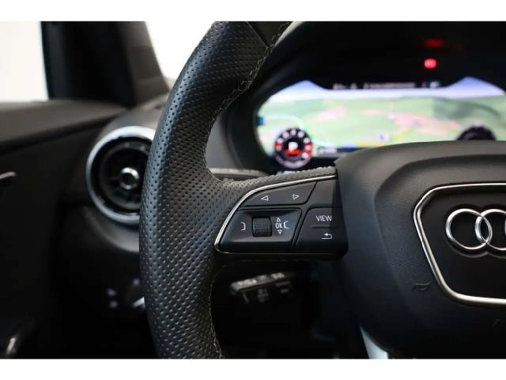 Audi SQ2