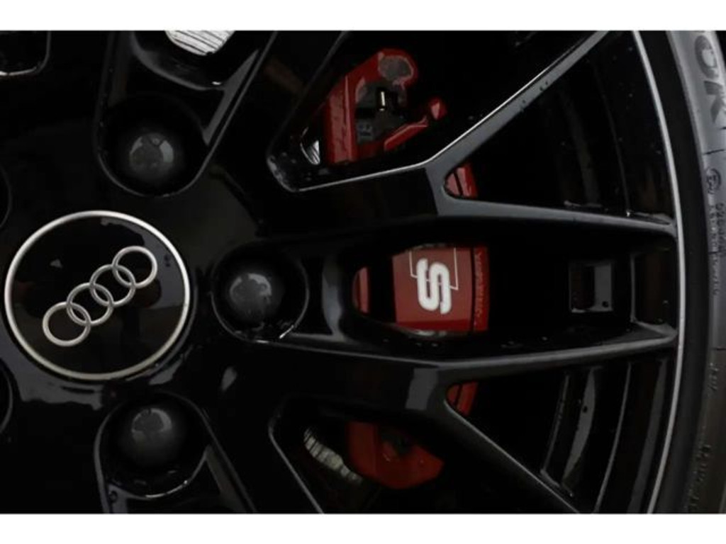 Audi SQ2