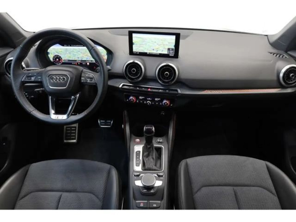 Audi SQ2