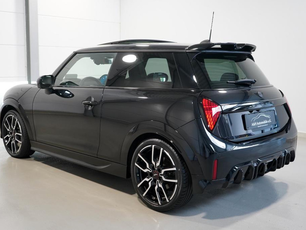 Mini Coupe