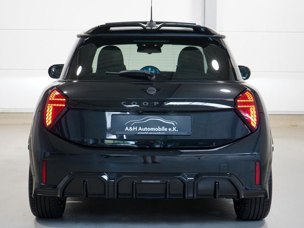 Mini Coupe
