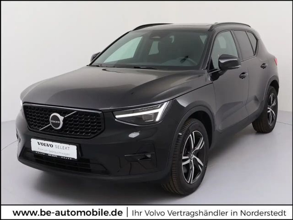 Volvo XC40 Plus Dark