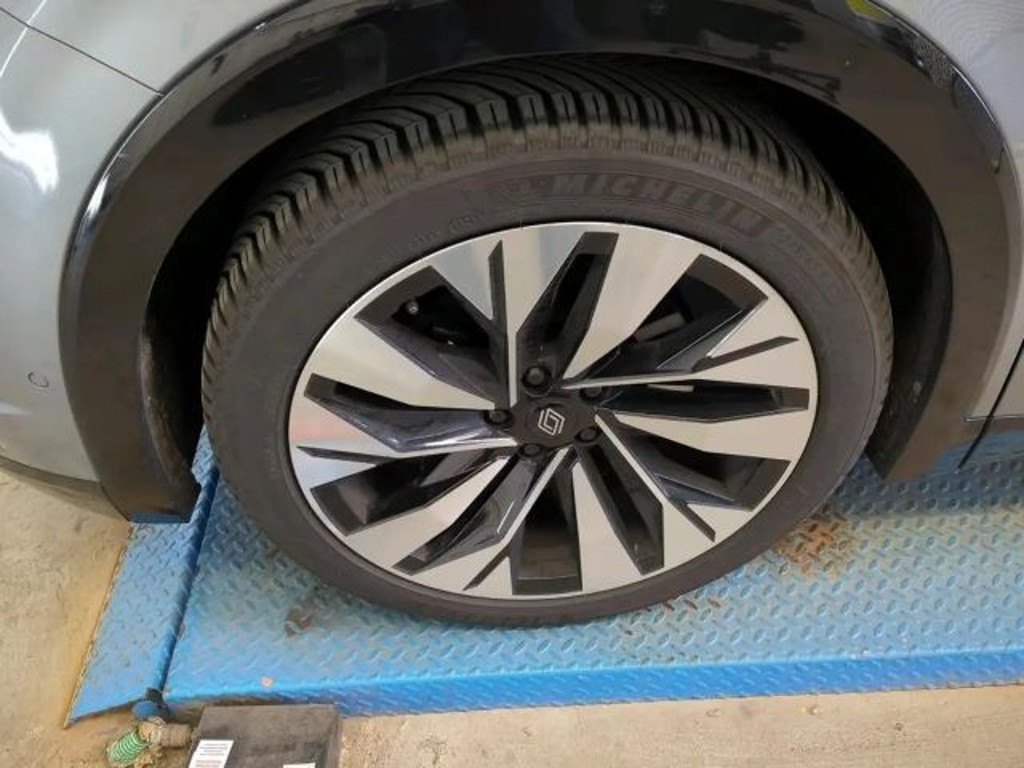 Renault Rafale