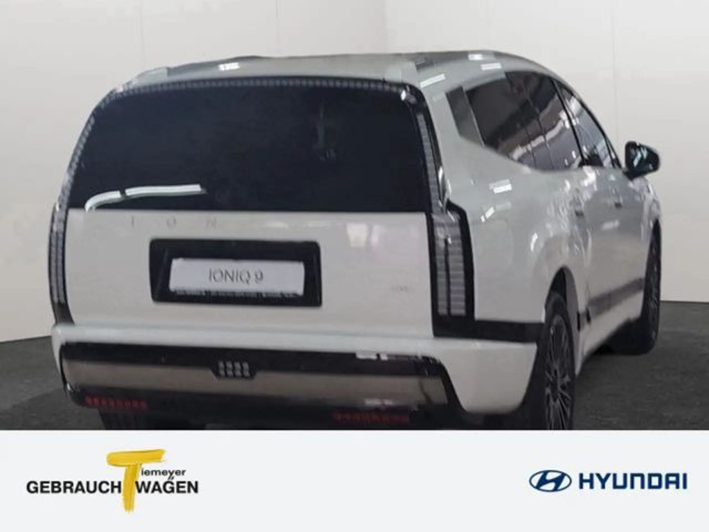 Hyundai IONIQ 9