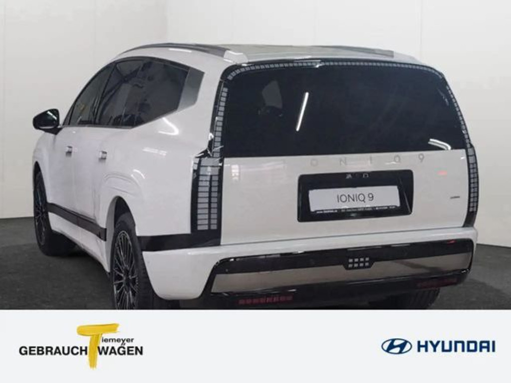 Hyundai IONIQ 9