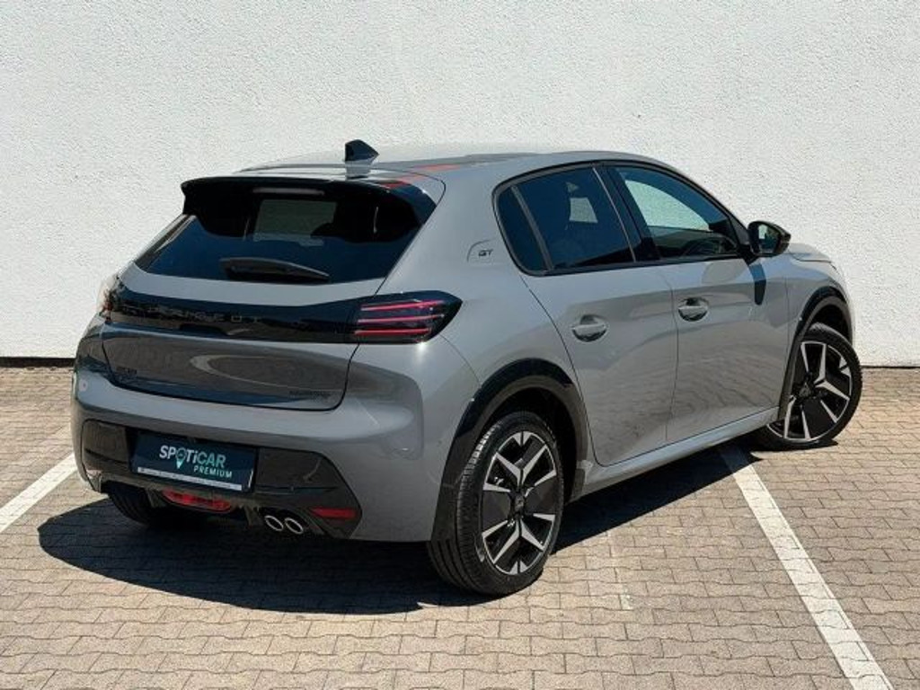 Peugeot e-208