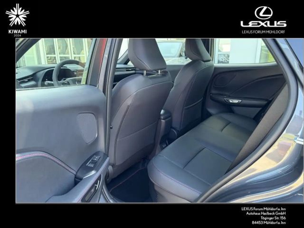 Lexus LBX