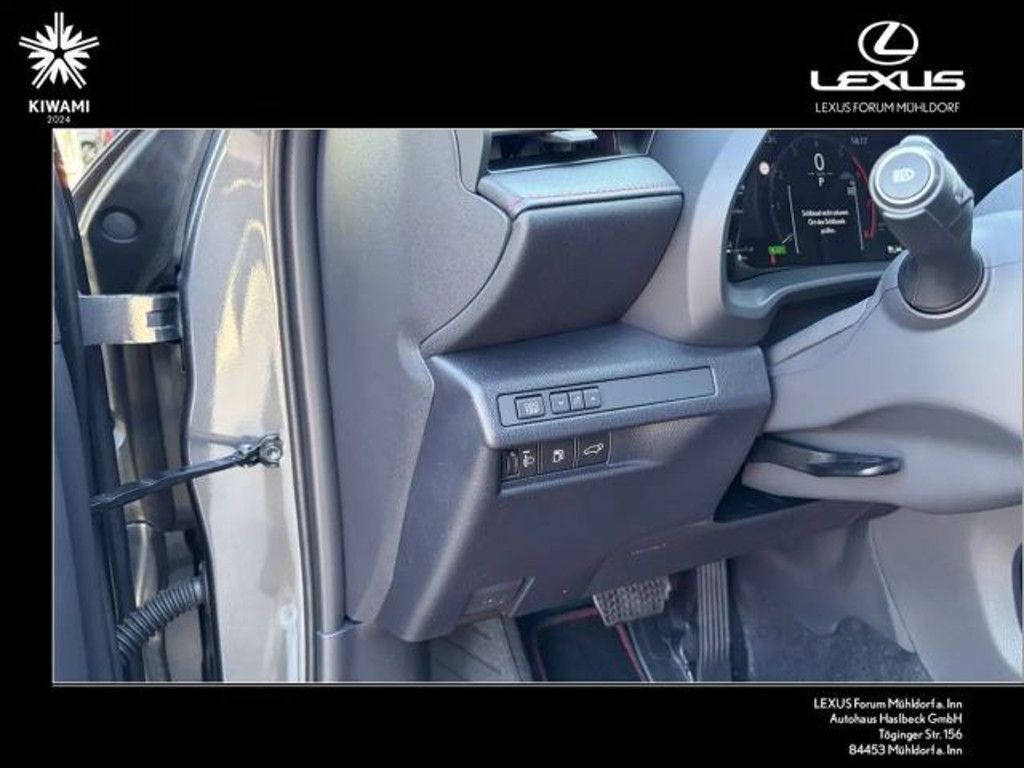 Lexus LBX