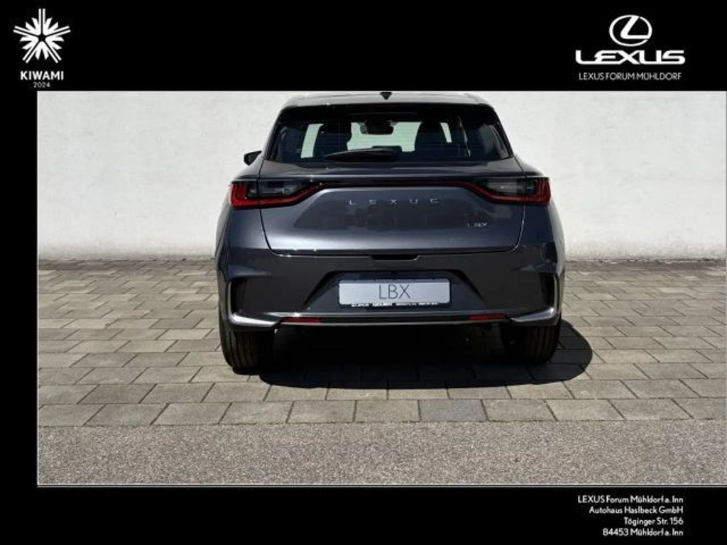 Lexus LBX