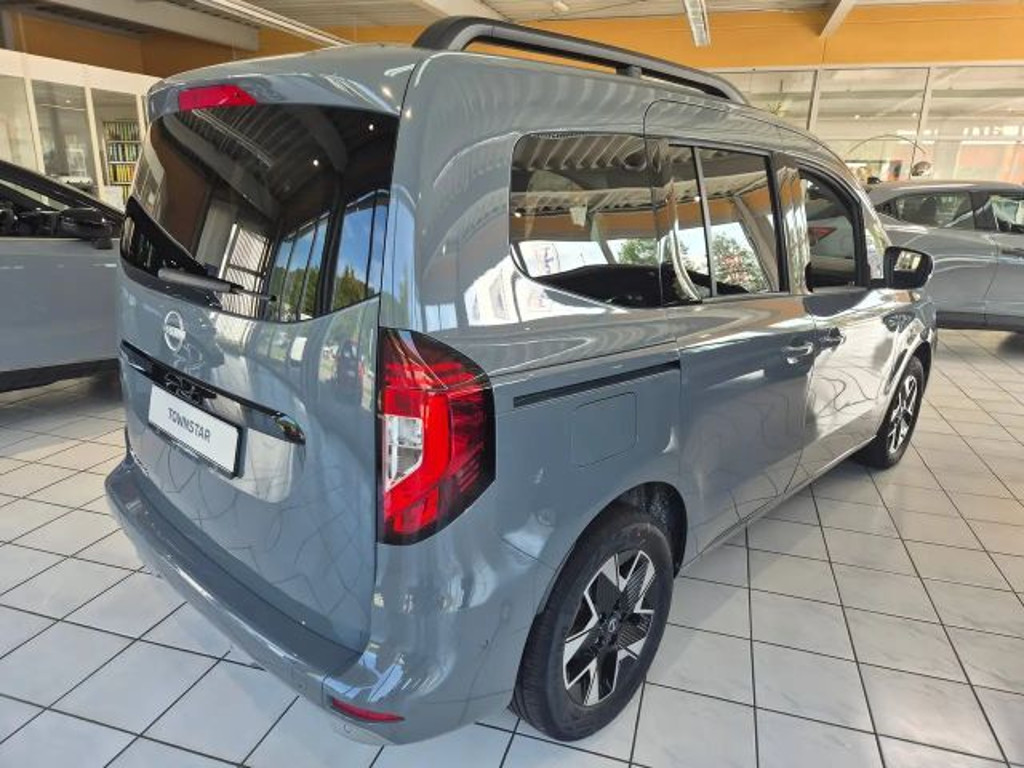 Nissan Townstar