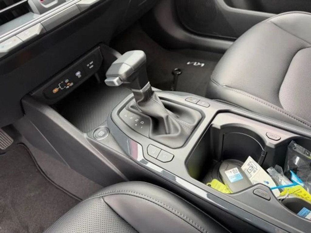Kia K4