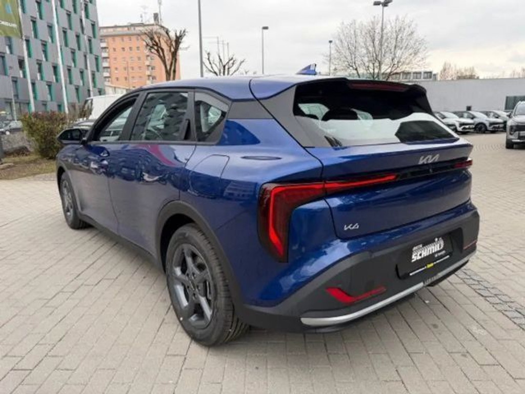 Kia K4