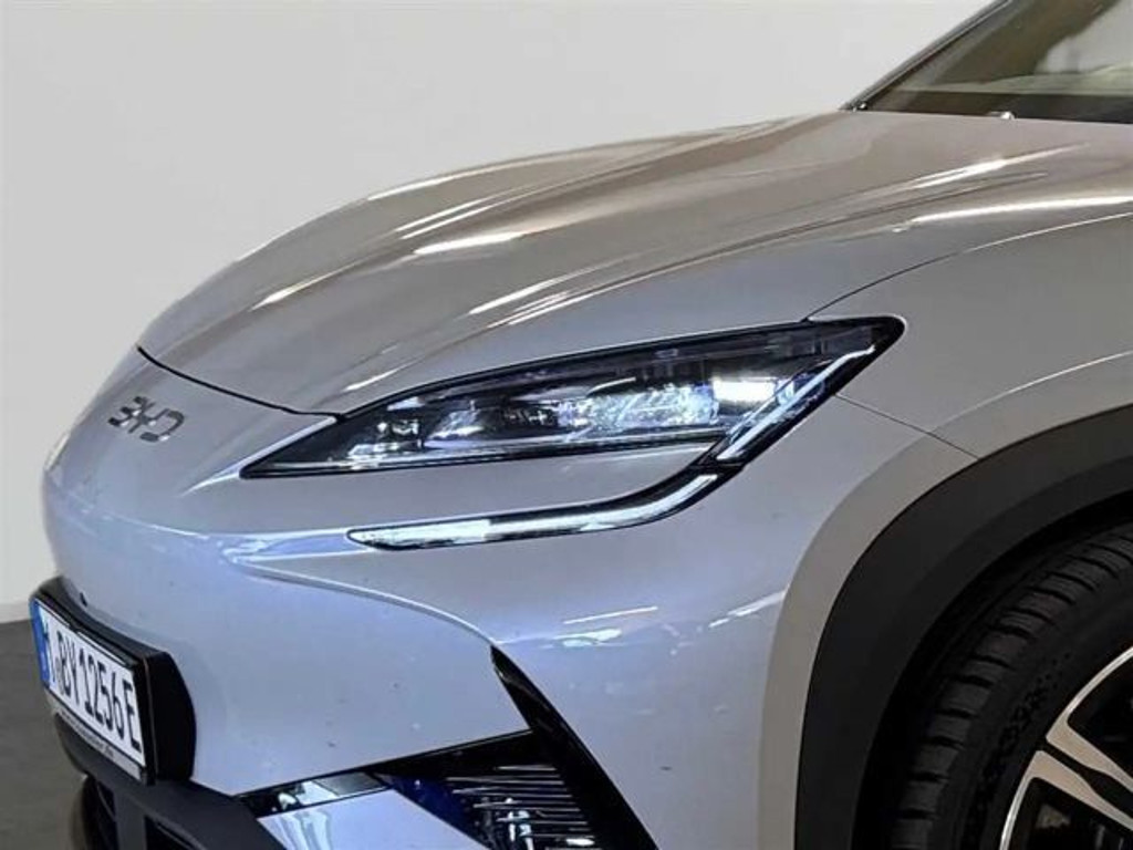 BYD Sealion 7
