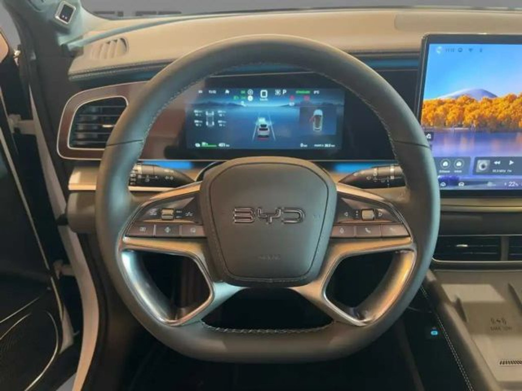 BYD Sealion 7
