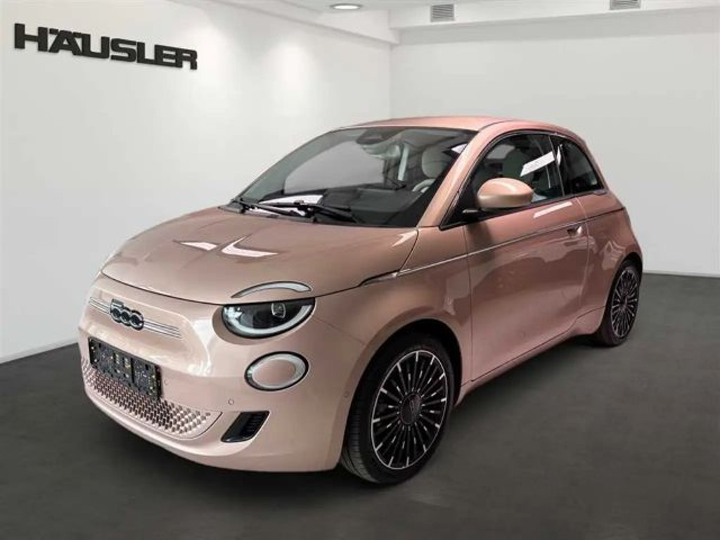 Fiat 500e La Prima