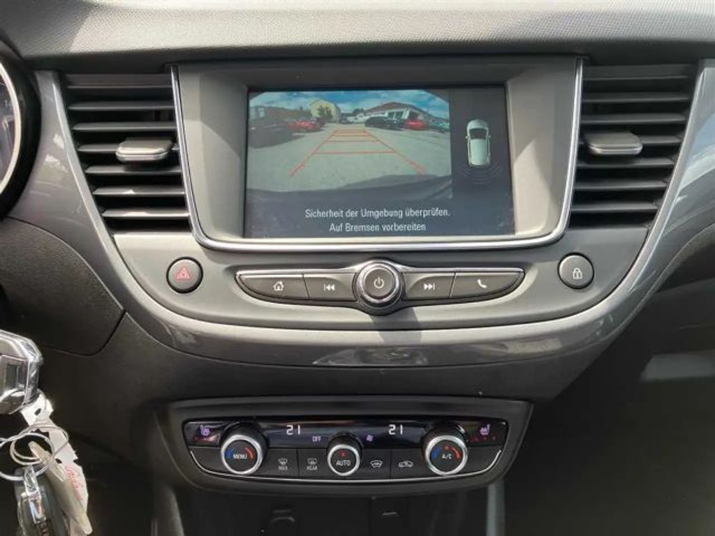 Opel Crossland X