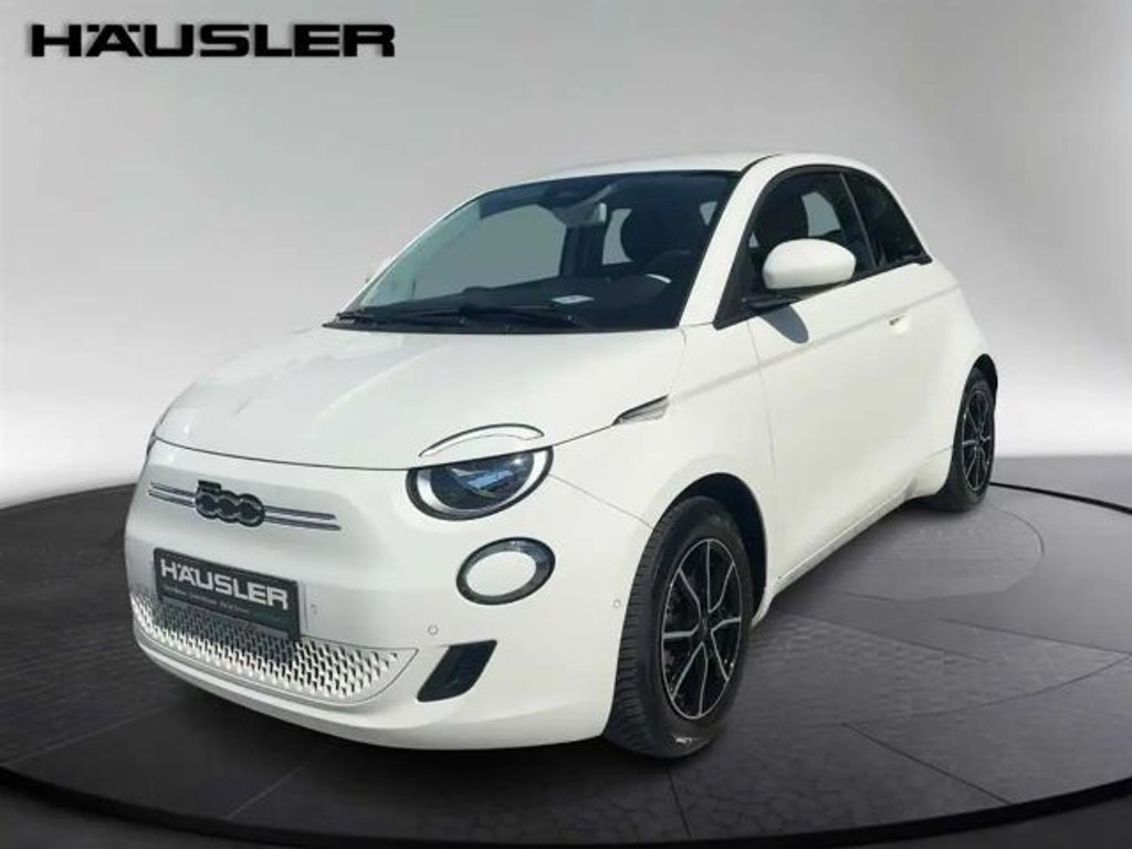 Fiat 500e "Neuer 500" Navi, Parksensoren, CarPlay, Sitzheizu