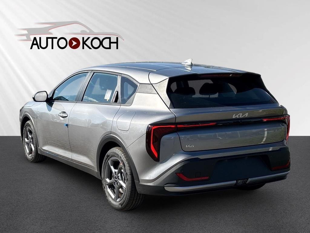 Kia K4