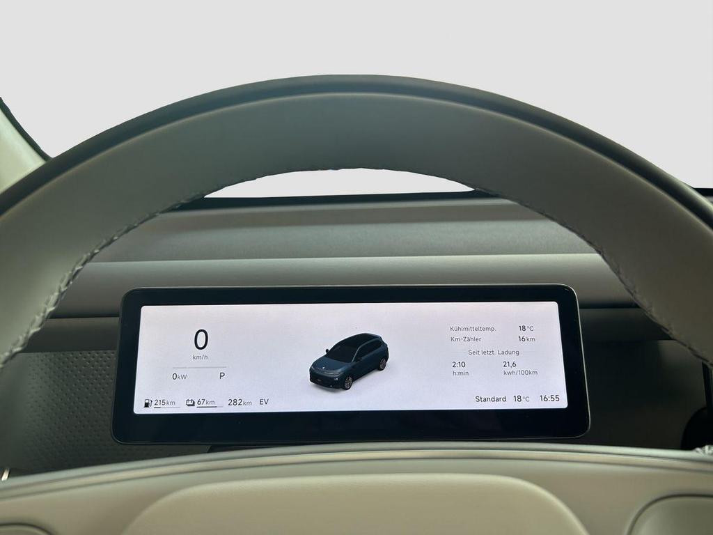 Leapmotor B10