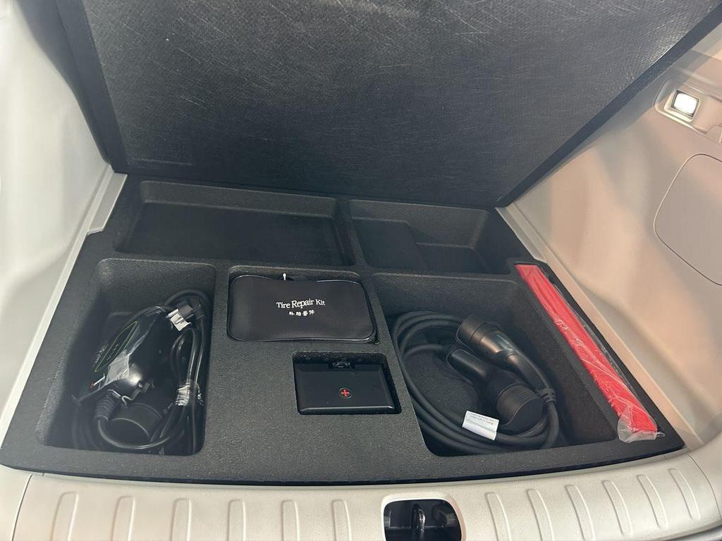 Leapmotor B10
