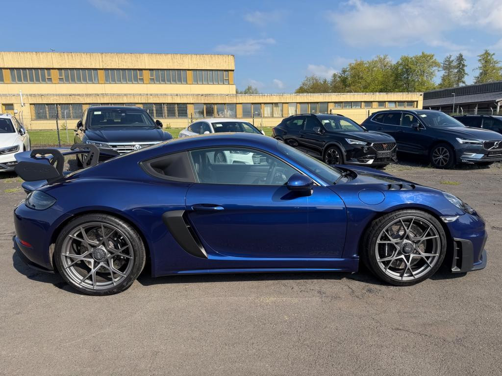 Porsche Cayman