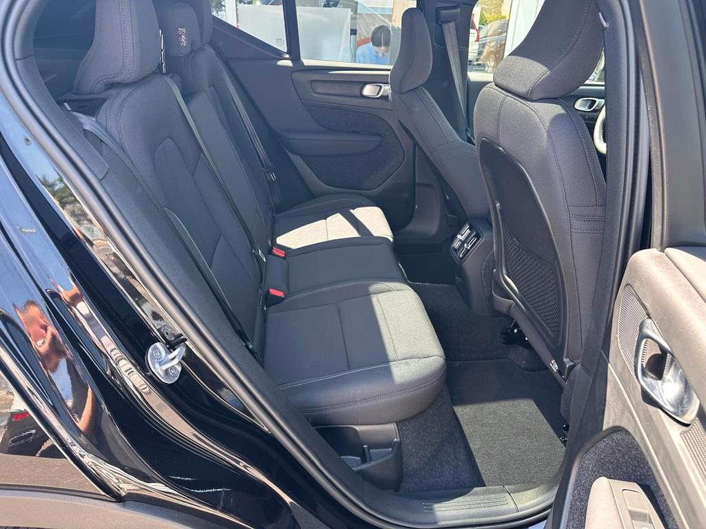 Volvo EX40