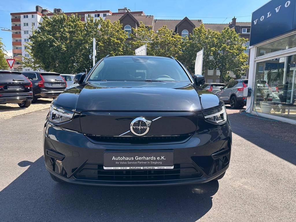 Volvo EX40