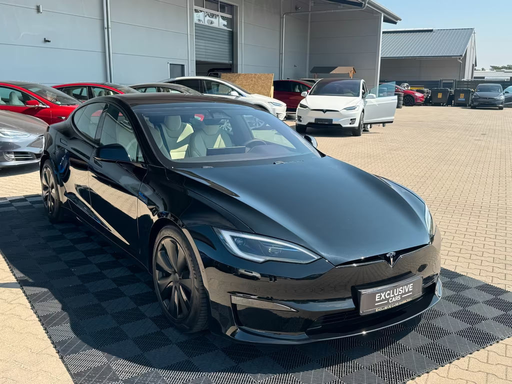 Tesla Model S