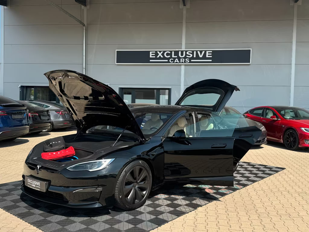 Tesla Model S