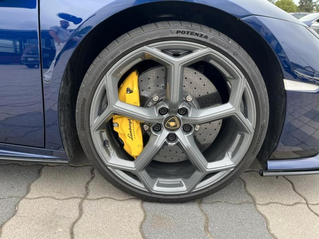 Lamborghini Huracan
