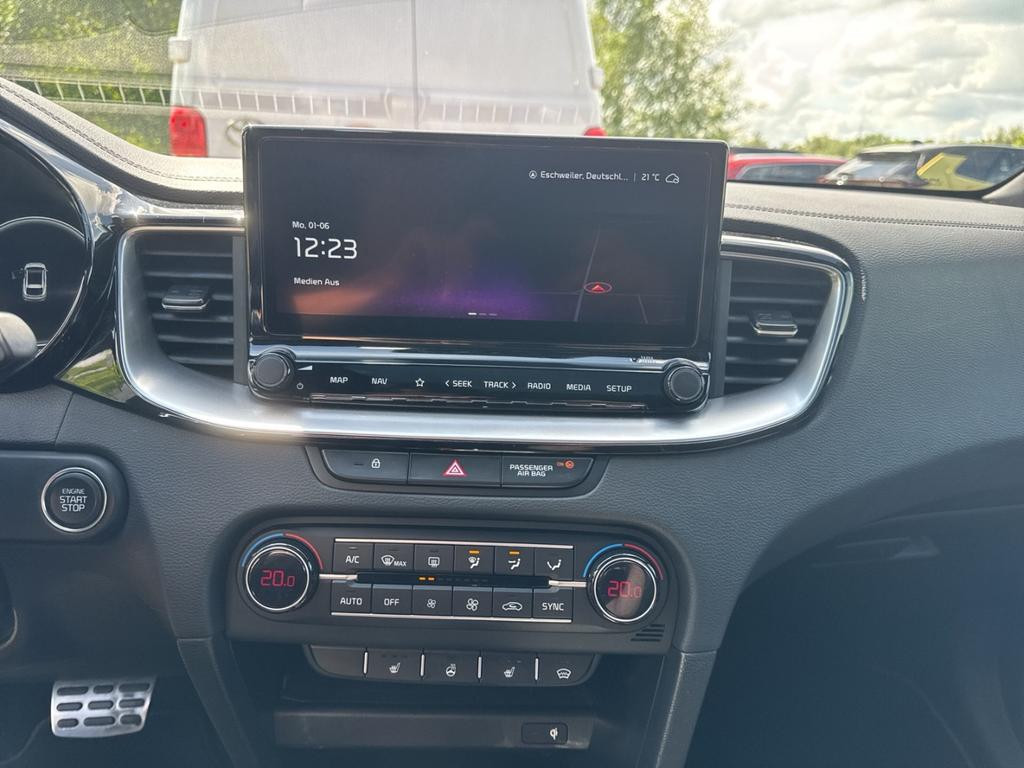 Kia ProCeed