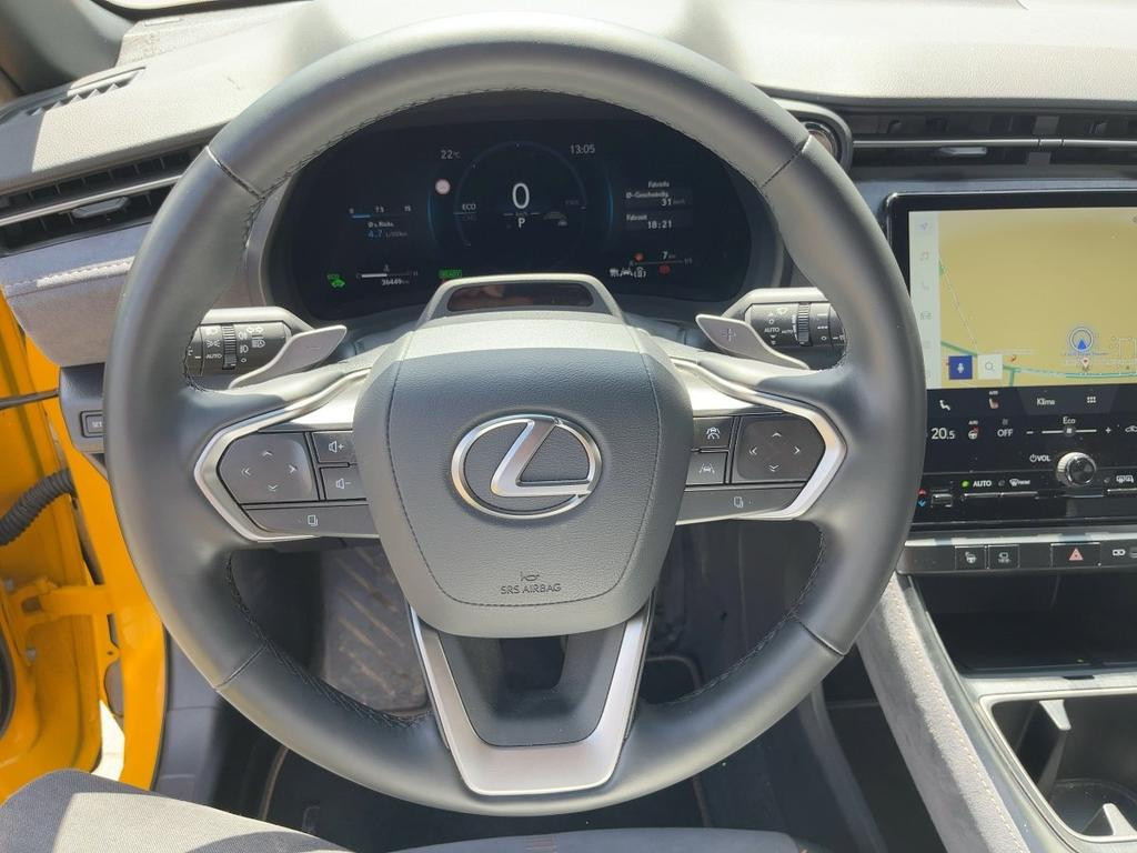 Lexus LBX