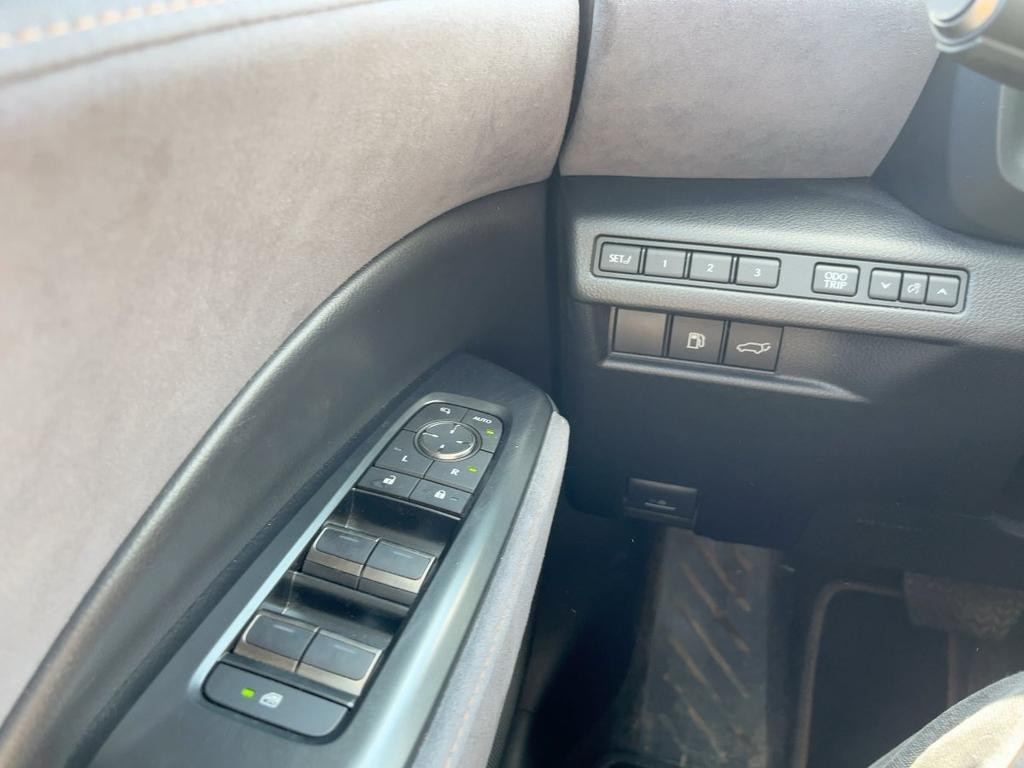 Lexus LBX