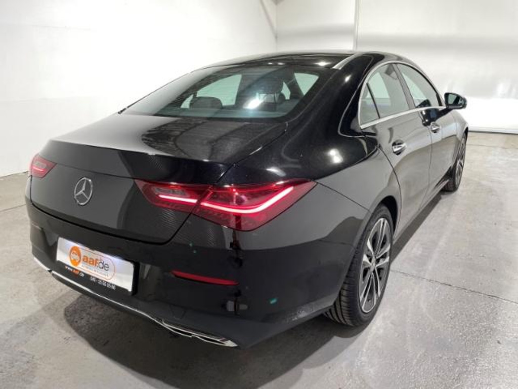 Mercedes-Benz CLA-Klasse CLA 200 Progressive CLA 200 d Sedan