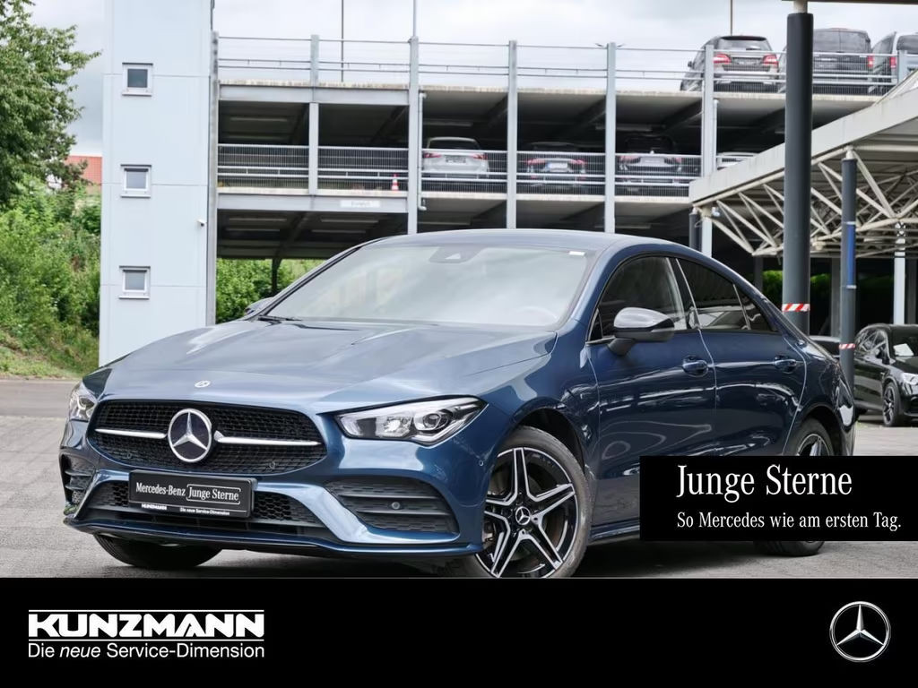 Mercedes-Benz CLA-Klasse CLA 250 AMG Line Coupé CLA 250 e